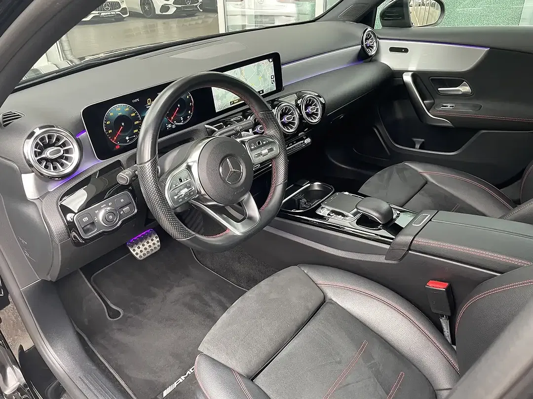 Mercedes-Benz A 220 - Thumbnail 13