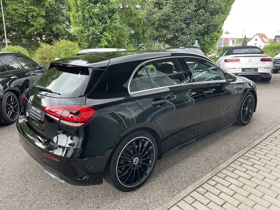 Mercedes-Benz A 220 - Thumbnail 9