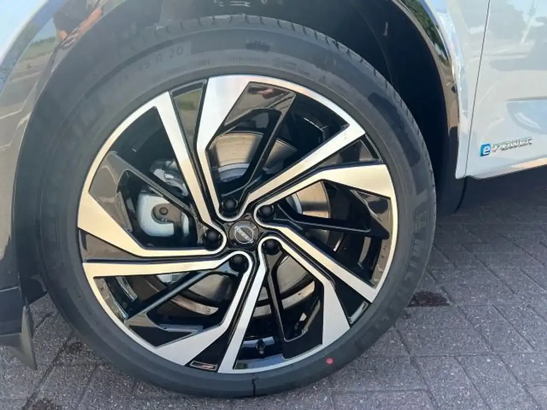 Nissan Qashqai - Thumbnail 4