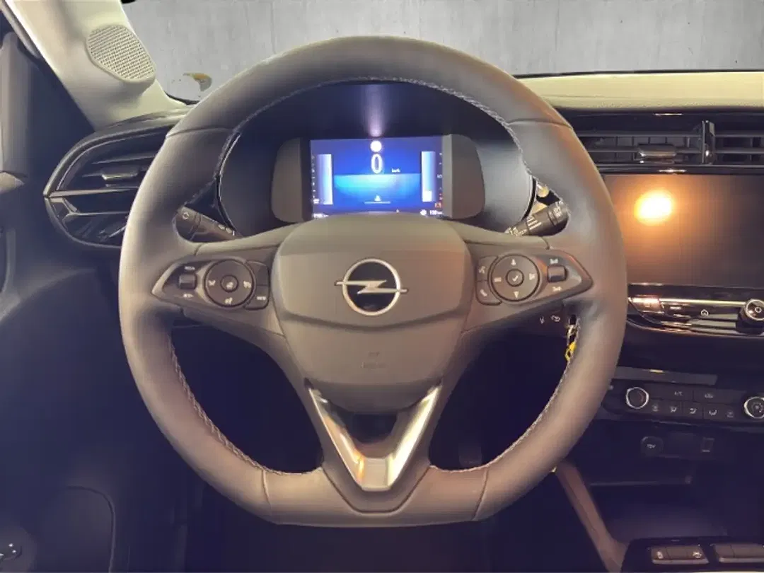 Opel Corsa - Thumbnail 11