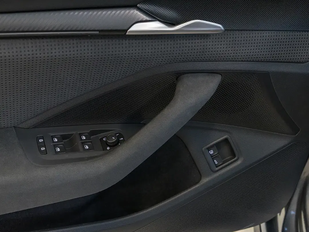 Skoda Superb - Thumbnail 10
