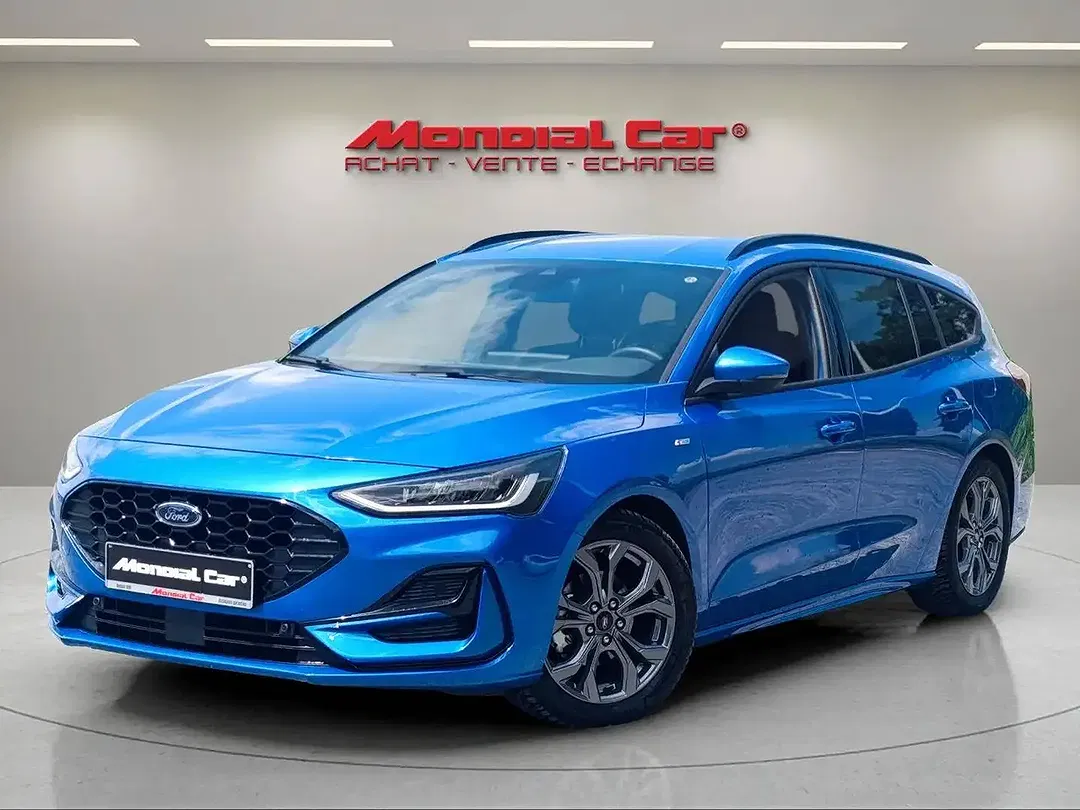 Ford Focus - Thumbnail 1