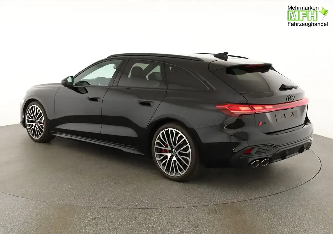 Audi S5 - Thumbnail 3