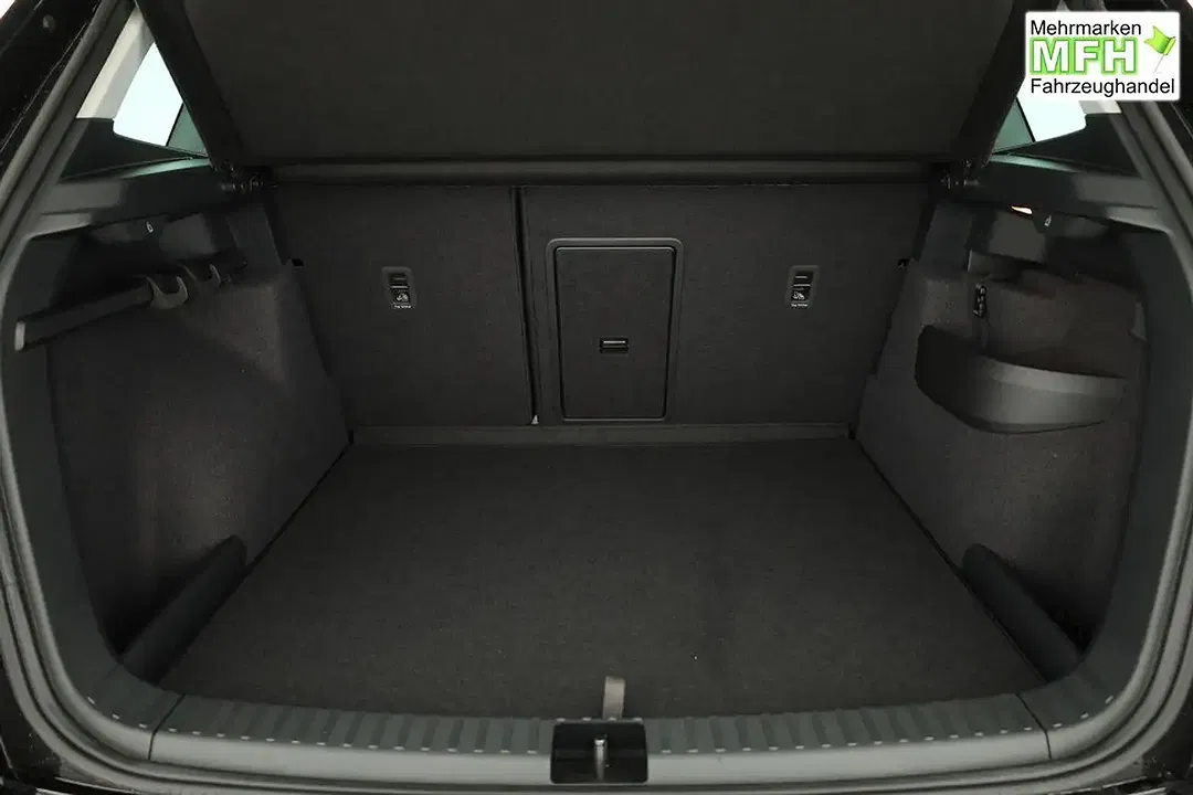 Skoda Karoq - Thumbnail 12