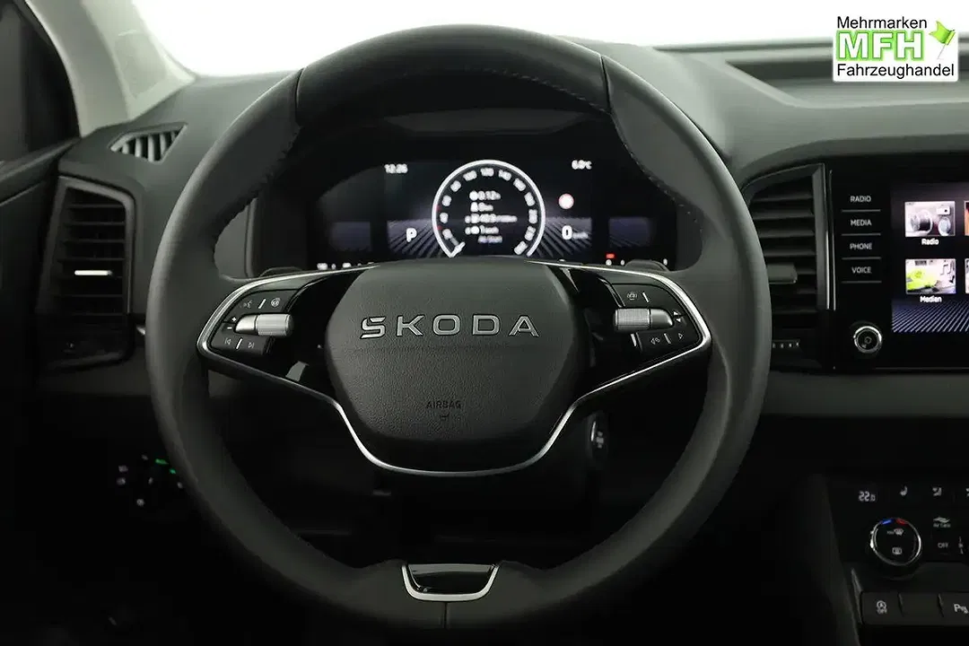 Skoda Karoq - Thumbnail 5