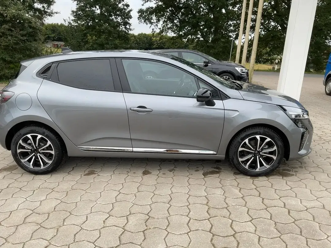 Renault Clio - Thumbnail 5