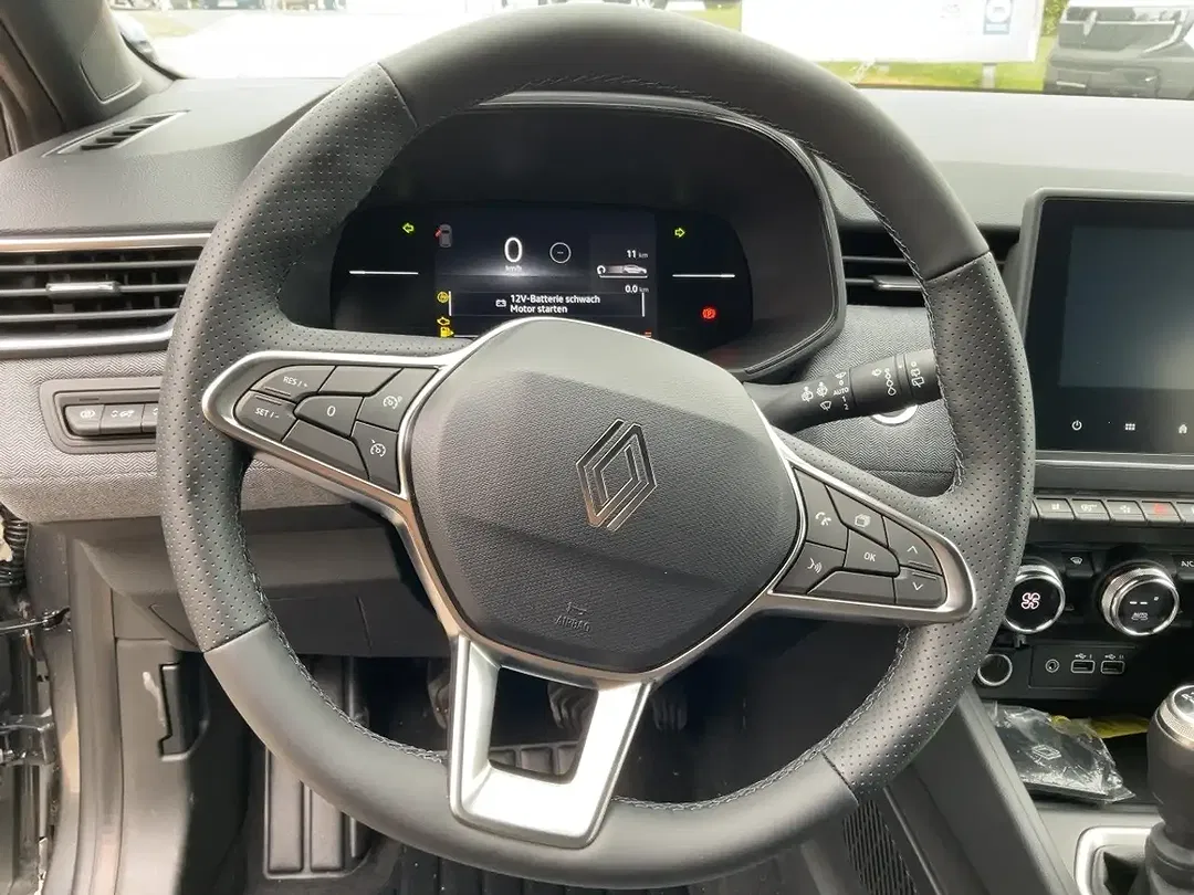 Renault Clio - Thumbnail 9