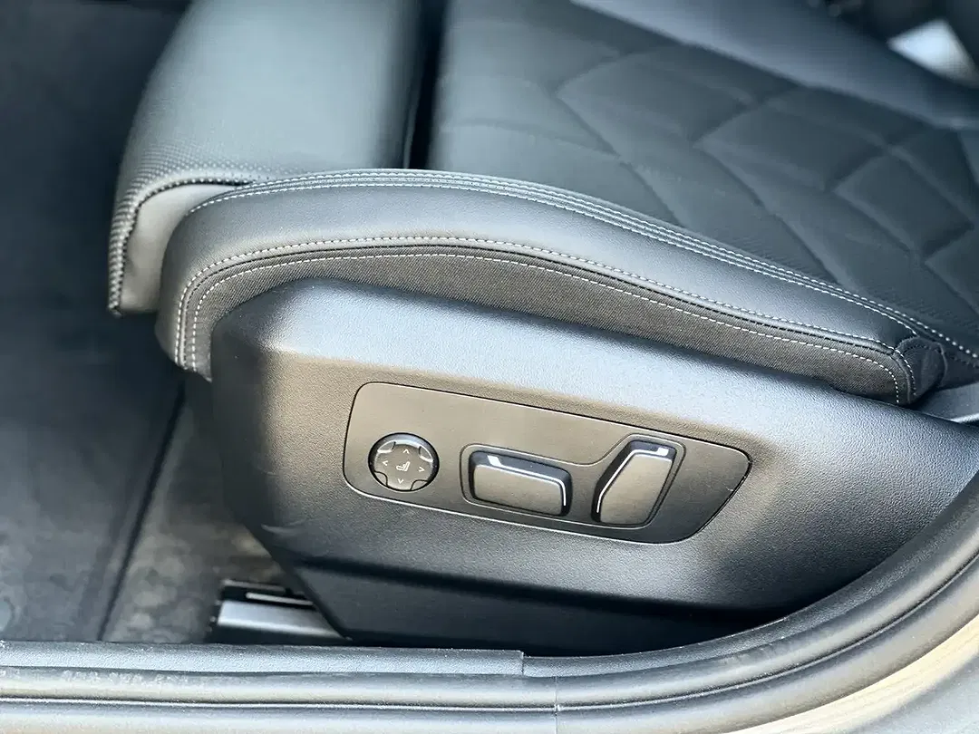 BMW 520 - Thumbnail 11