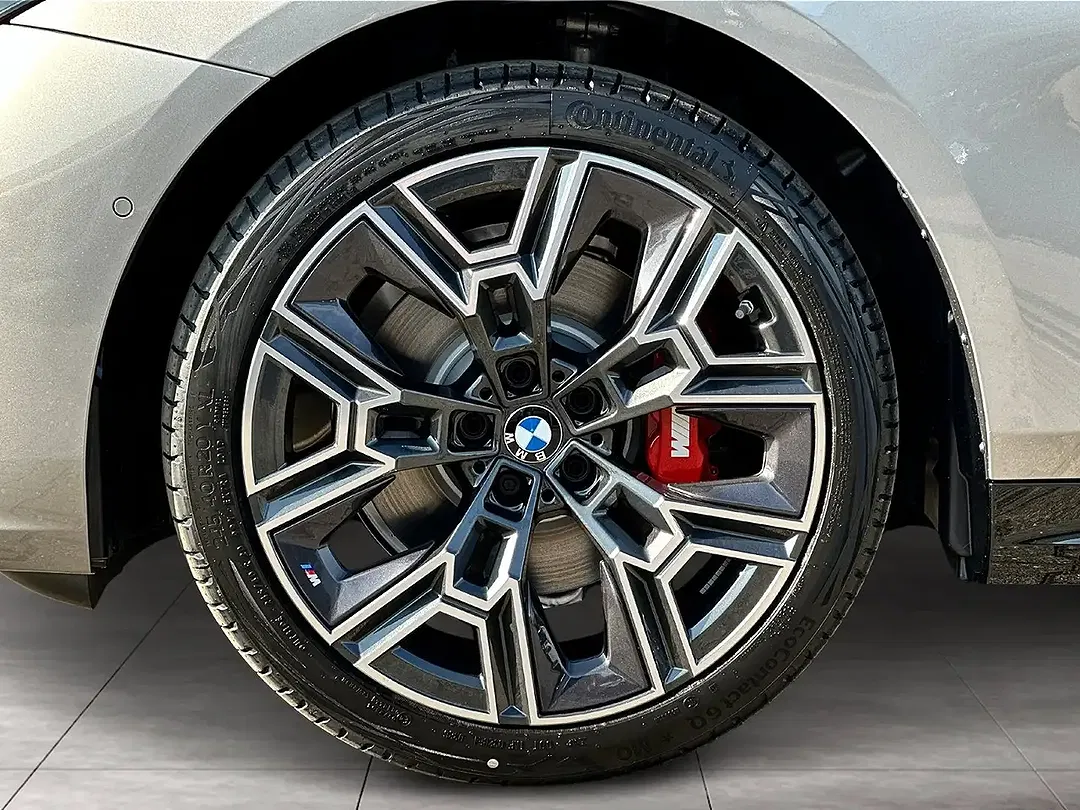 BMW 520 - Thumbnail 6