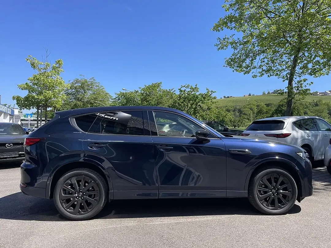 Mazda CX-60 - Thumbnail 4