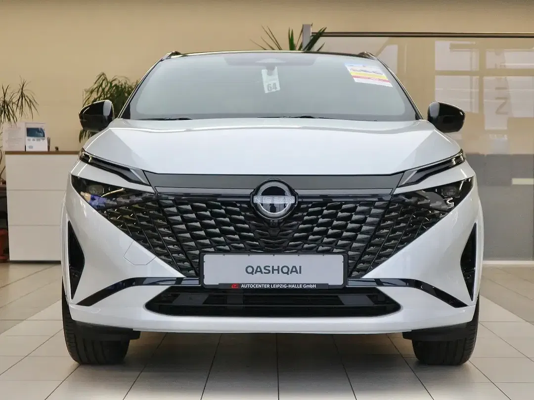 Nissan Qashqai - Thumbnail 3