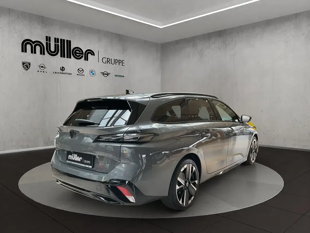 Peugeot 308 - Thumbnail 2