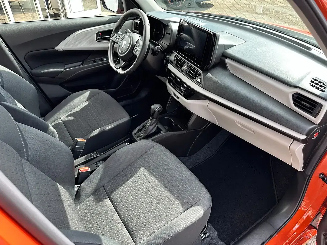 Suzuki Swift - Thumbnail 5