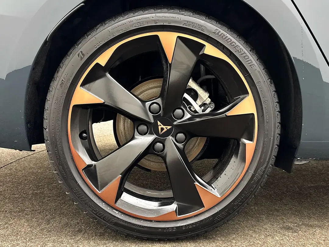 CUPRA Leon - Thumbnail 6