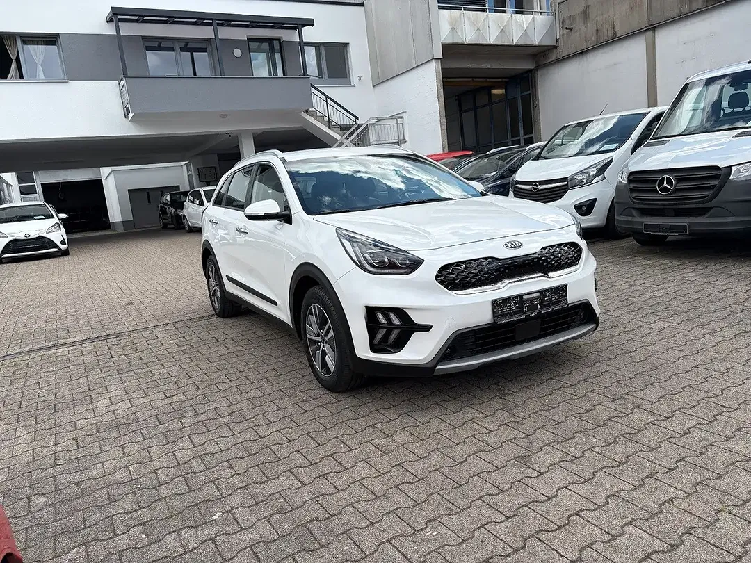 Kia Niro - Thumbnail 3