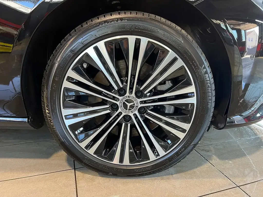 Mercedes-Benz CLA 250 - Thumbnail 13
