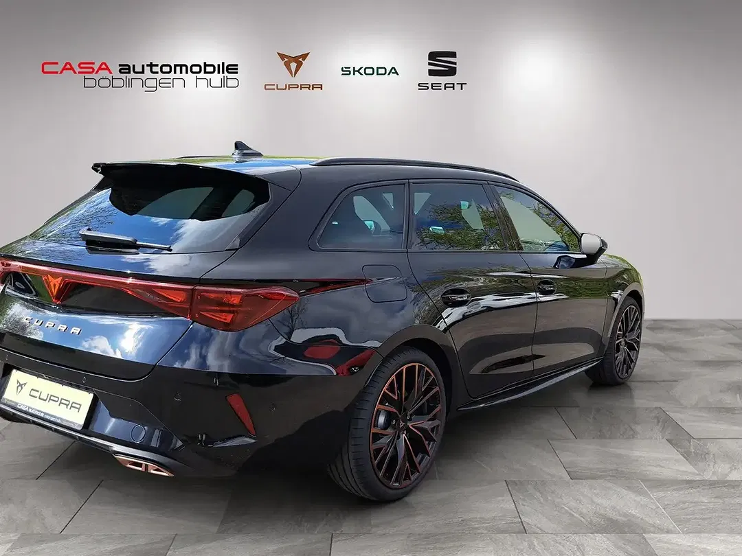 CUPRA Leon - Thumbnail 4