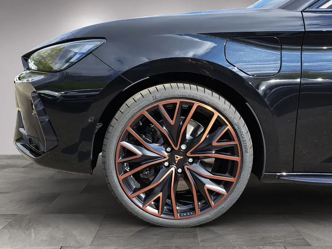 CUPRA Leon - Thumbnail 8