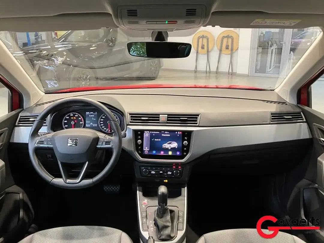 SEAT Arona - Thumbnail 3