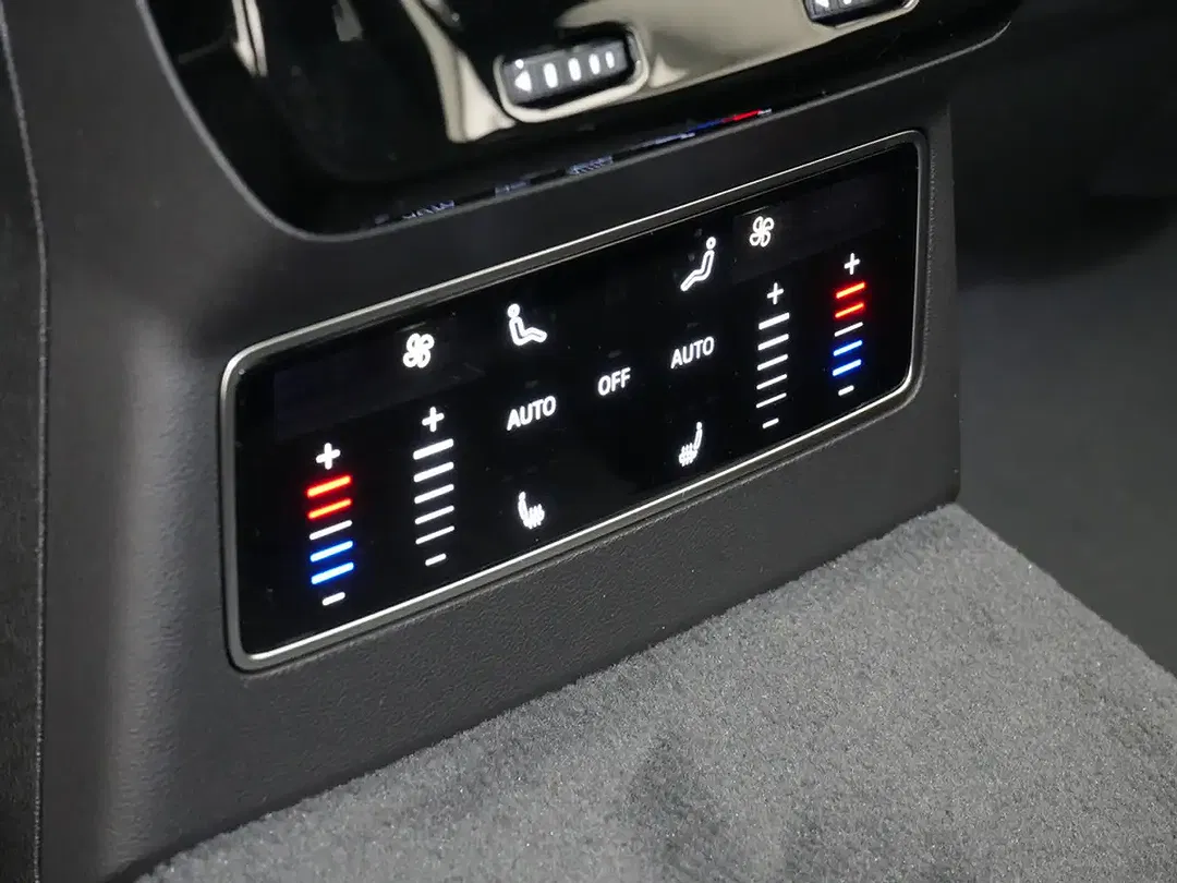 Audi A6 - Thumbnail 10