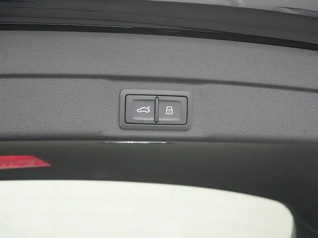 Audi A6 - Thumbnail 6