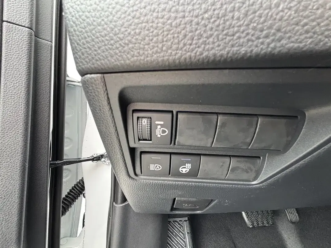 Mazda 2 - Thumbnail 6