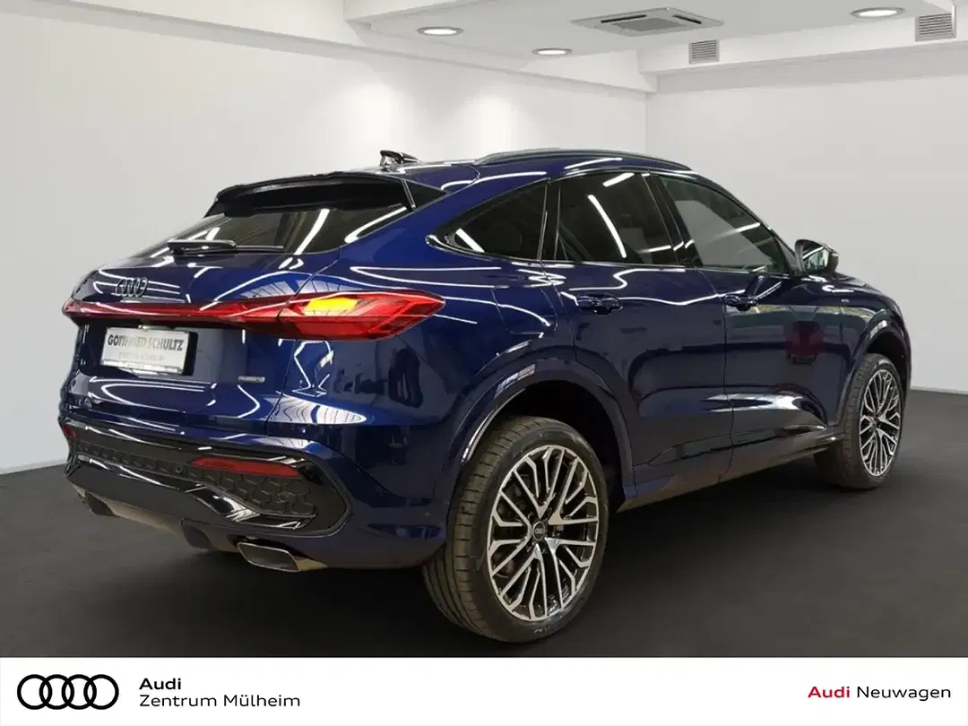 Audi Q5 - Thumbnail 3