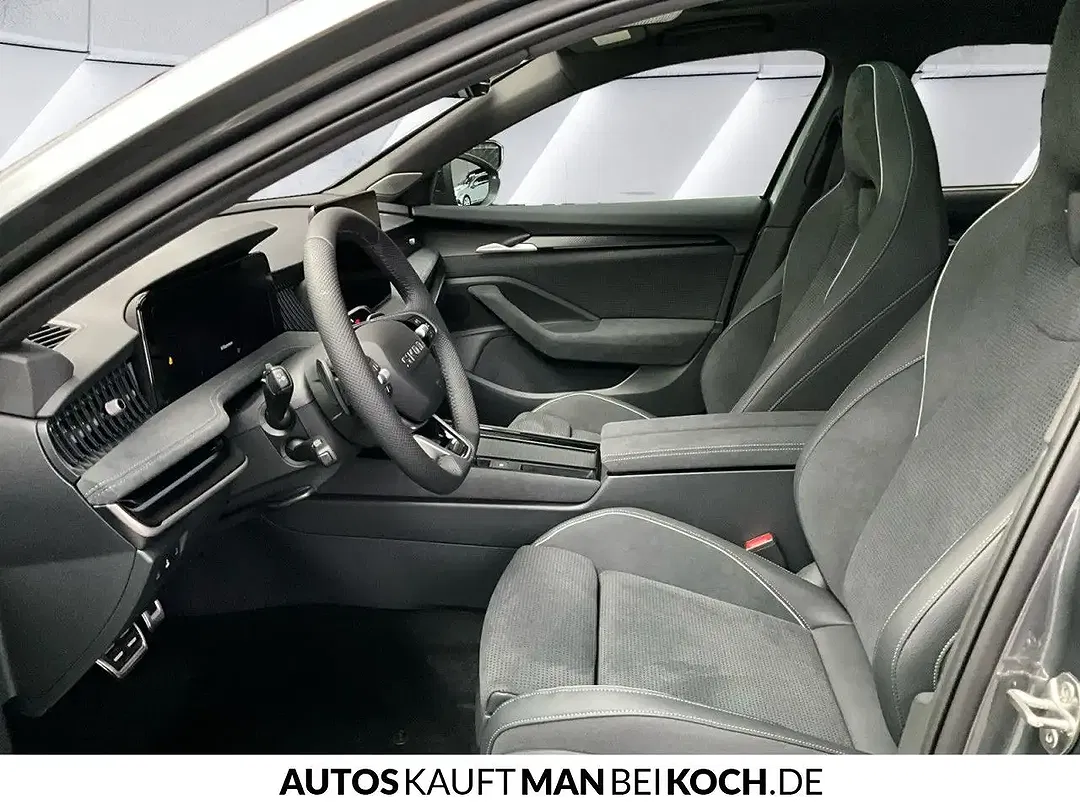 Skoda Superb - Thumbnail 5