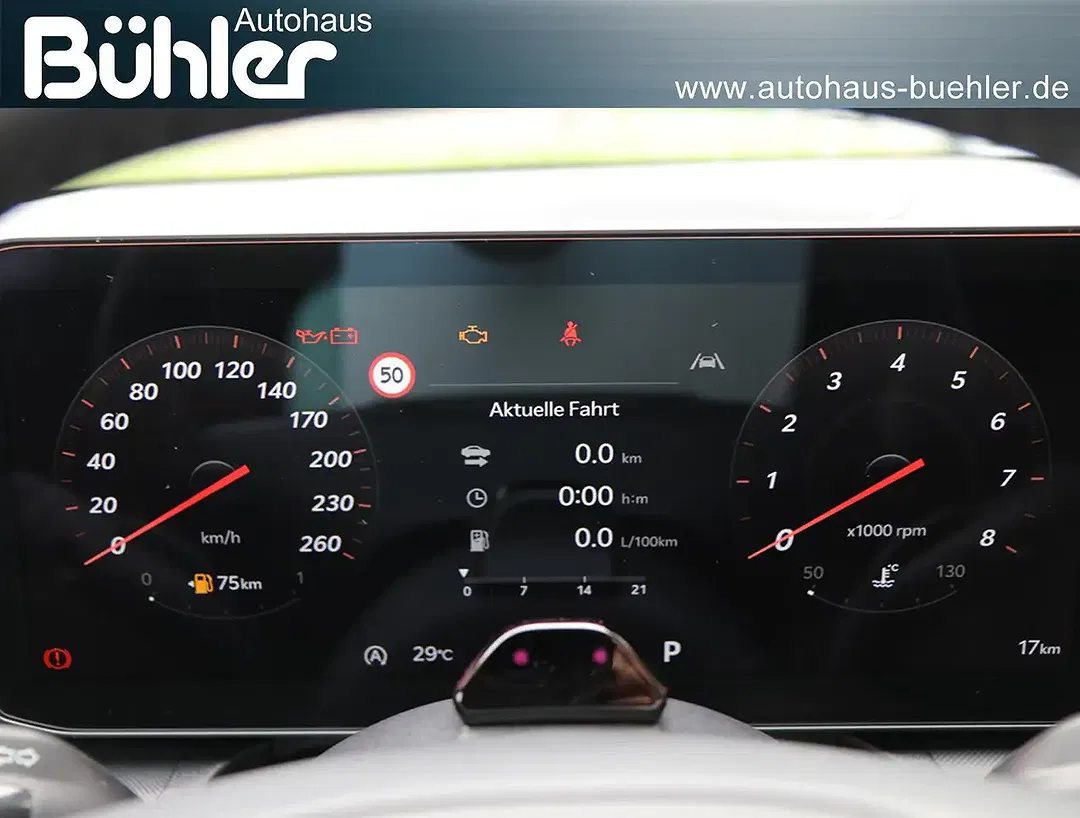 Kia K4 - Thumbnail 3