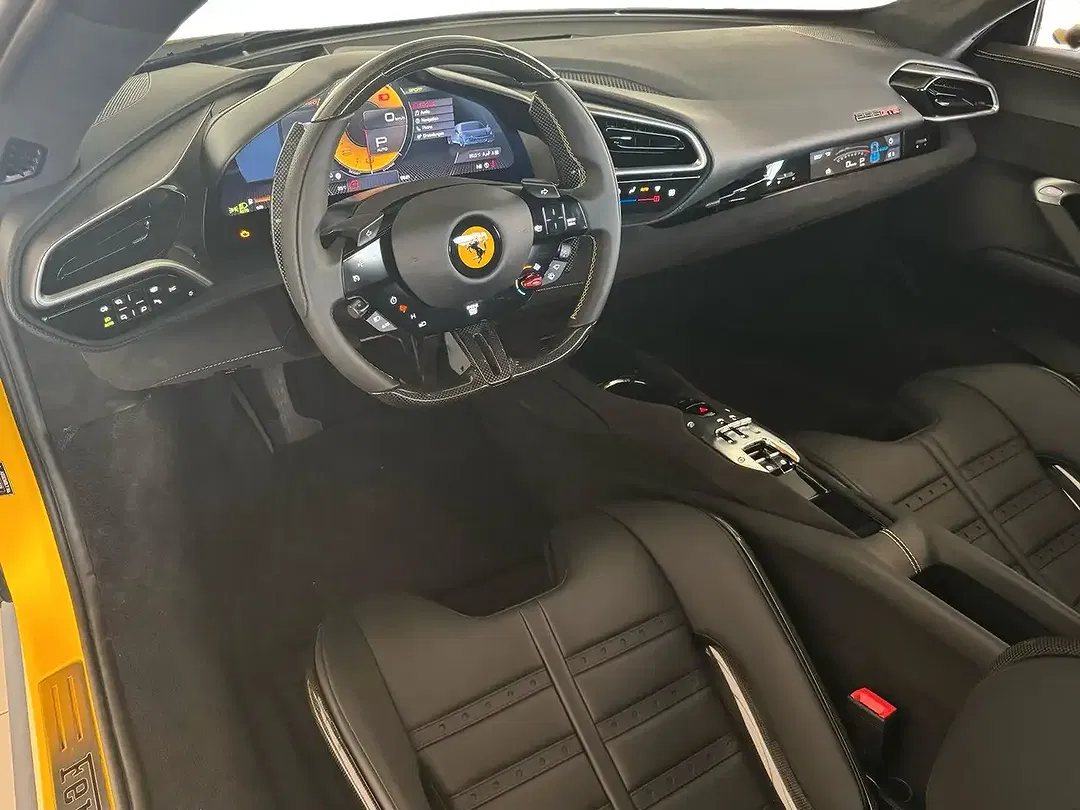 Ferrari 296 GTB - Thumbnail 12