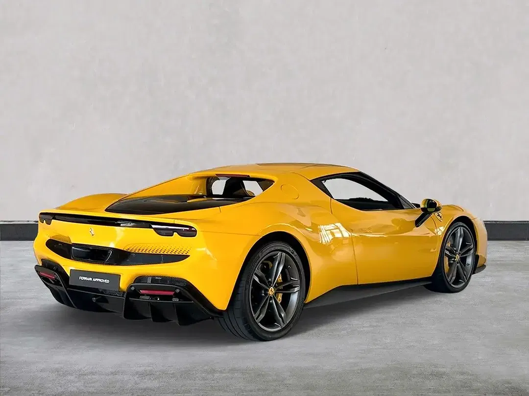 Ferrari 296 GTB - Thumbnail 6