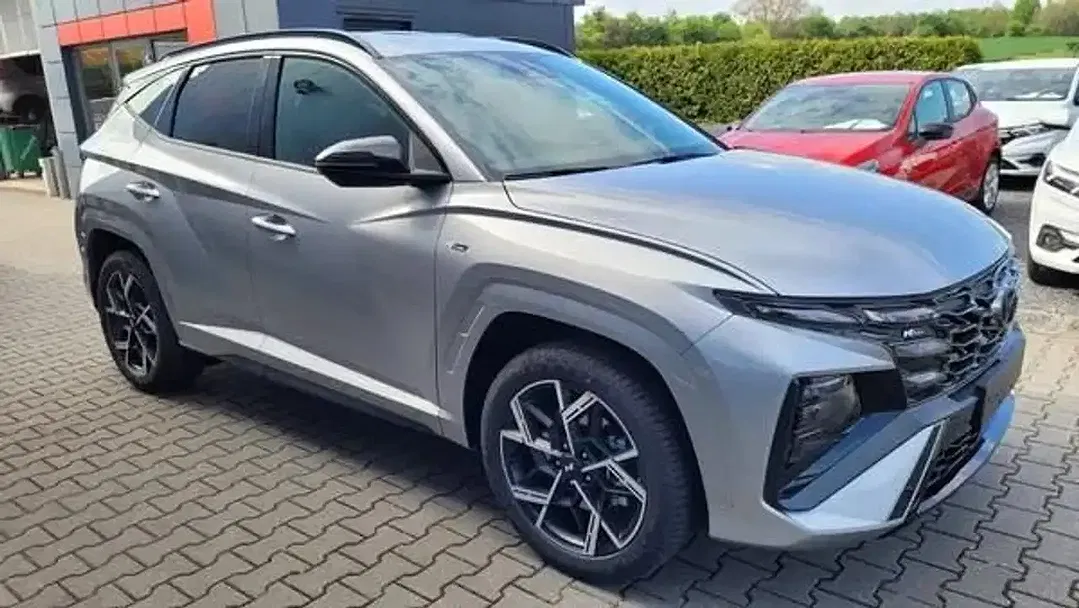 Hyundai TUCSON - Thumbnail 2