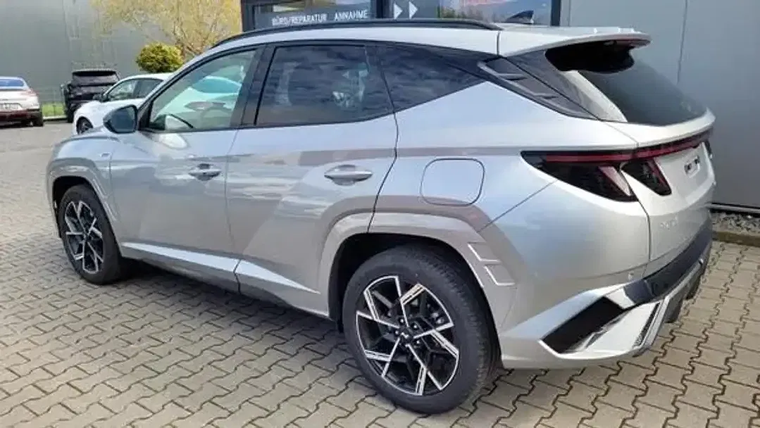 Hyundai TUCSON - Thumbnail 3