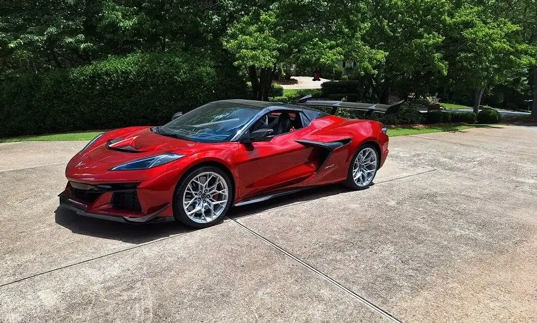 Corvette ZR1 - Thumbnail 3
