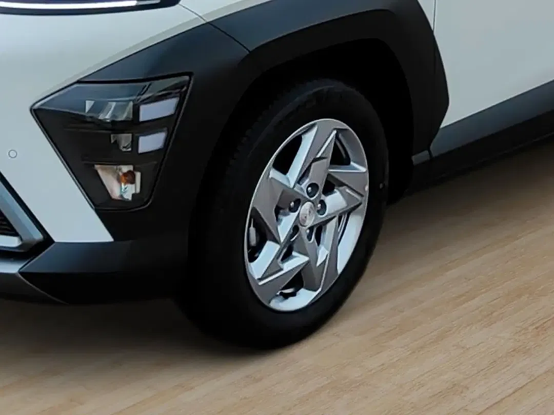 Hyundai KONA - Thumbnail 6