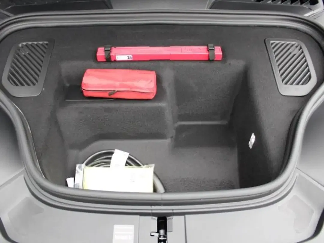 Porsche Macan - Thumbnail 9