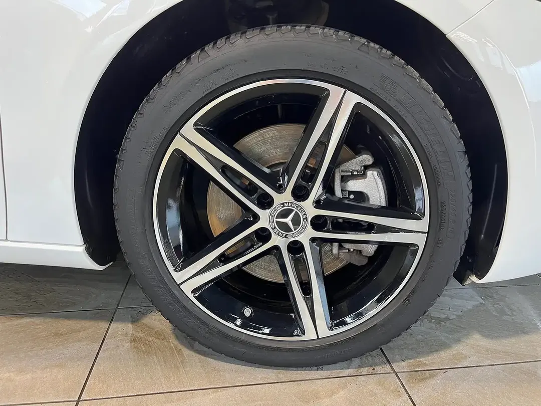 Mercedes-Benz A 250 - Thumbnail 13