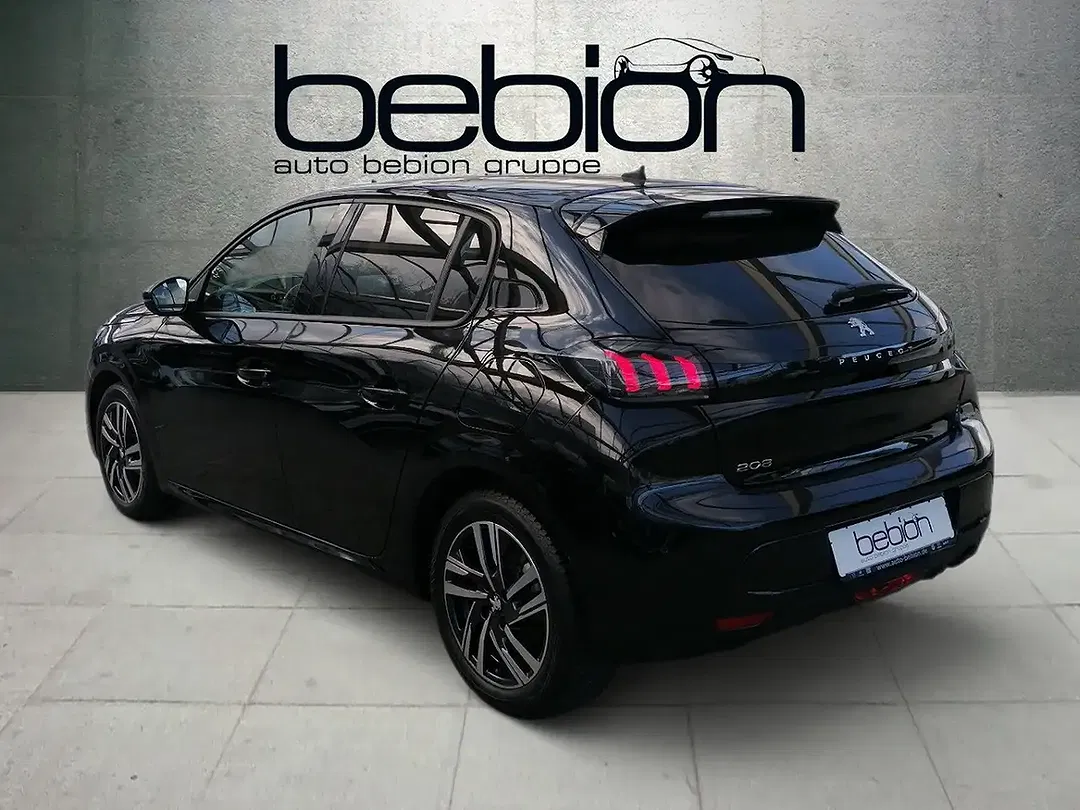 Peugeot 208 - Thumbnail 10