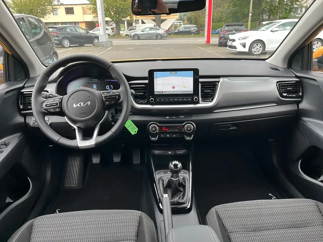 Kia Stonic - Thumbnail 11