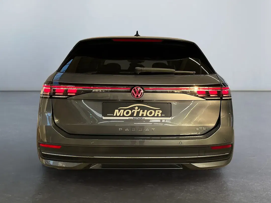 Volkswagen Passat Variant - Thumbnail 4