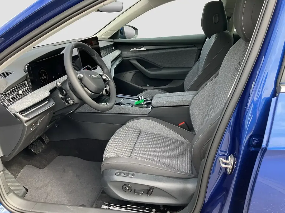 Skoda Superb - Thumbnail 10