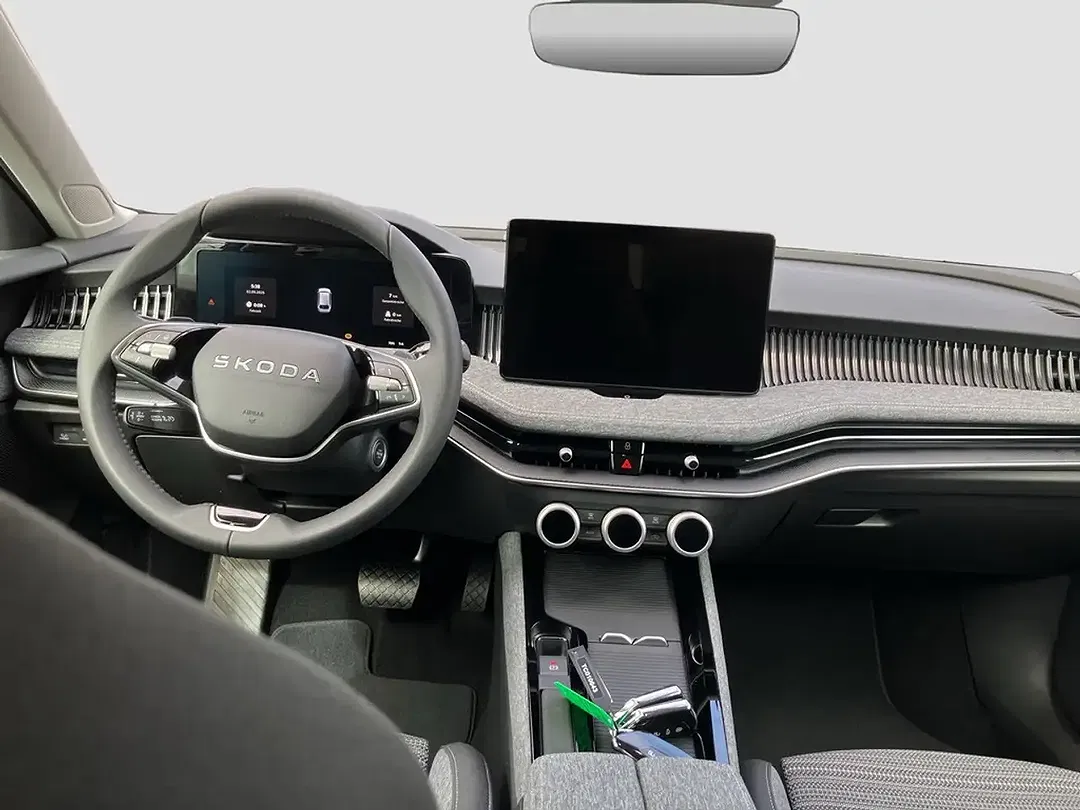 Skoda Superb - Thumbnail 13