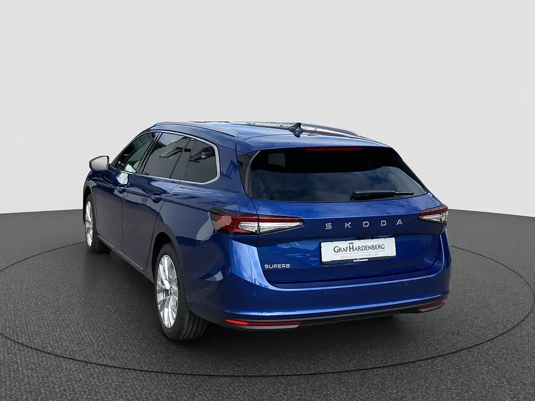 Skoda Superb - Thumbnail 3
