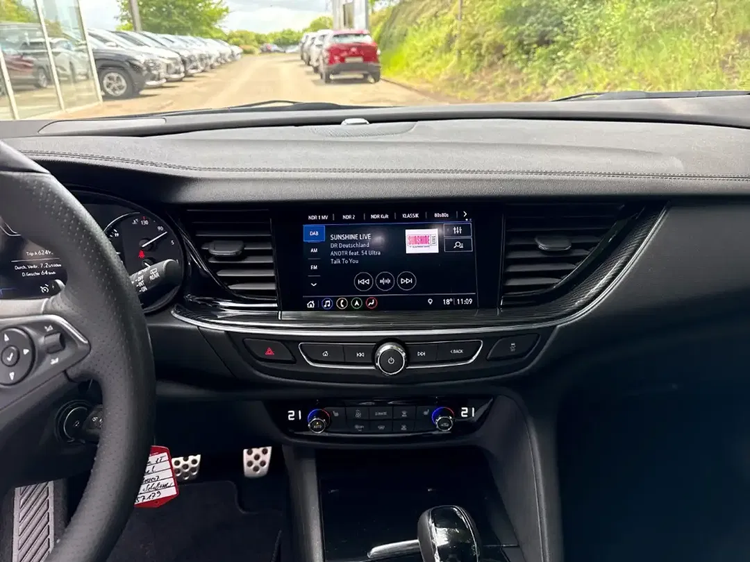 Opel Insignia - Thumbnail 9