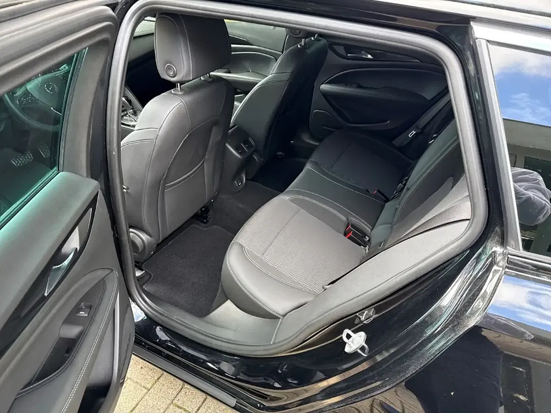 Opel Insignia - Thumbnail 8