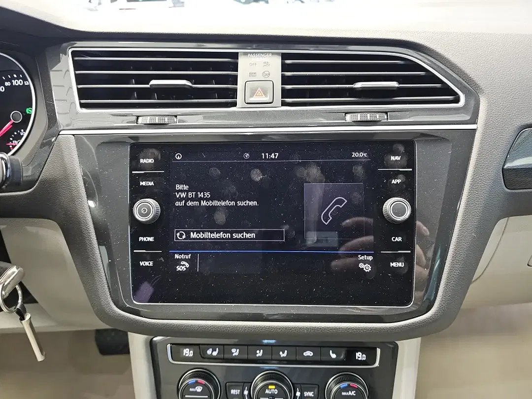Volkswagen Tiguan - Thumbnail 19