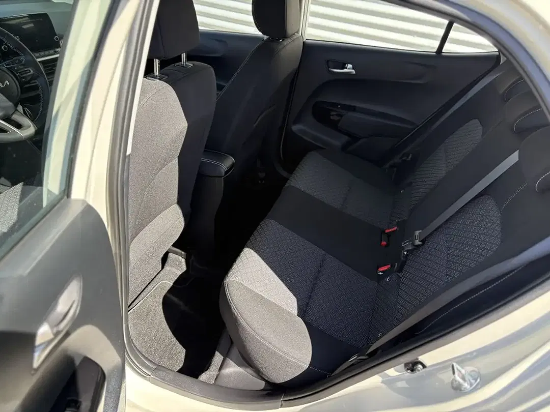 Kia Picanto - Thumbnail 9