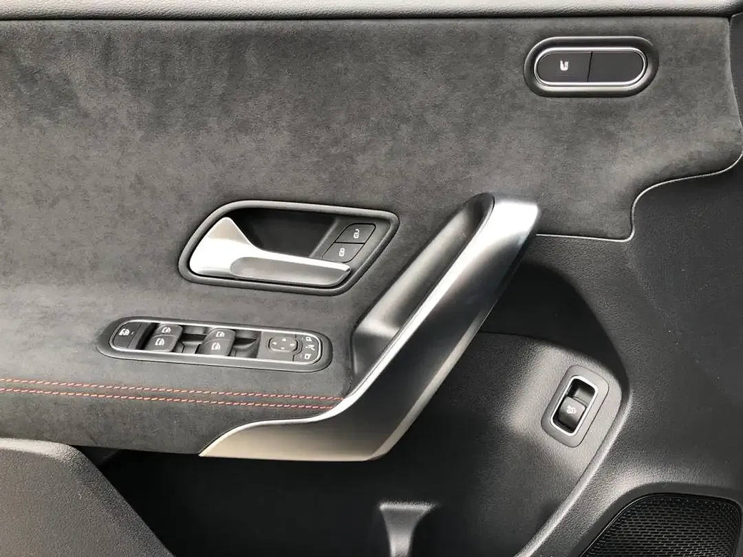 Mercedes-Benz A 180 - Thumbnail 14