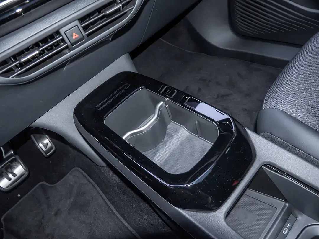 Volkswagen ID.4 - Thumbnail 14