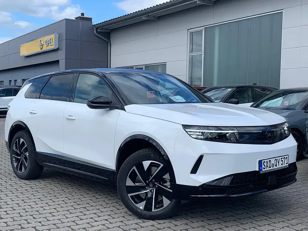 Opel Grandland X - Thumbnail 2